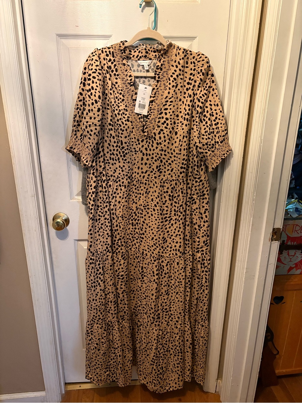 crown & ivy Beige and Black Tiered Spot Maxi Dress